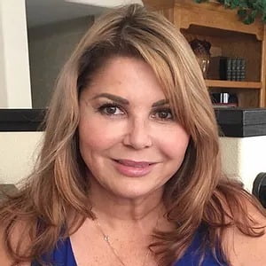 Lori S.